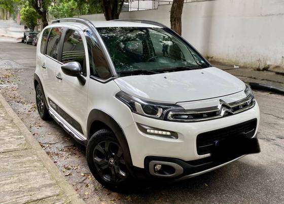 CITROËN AIRCROSS 1.6 VTI 120 FLEX SHINE EAT6 CITROËN AIRCROSS 1.6 VTI 120 FLEX SHINE EAT6
